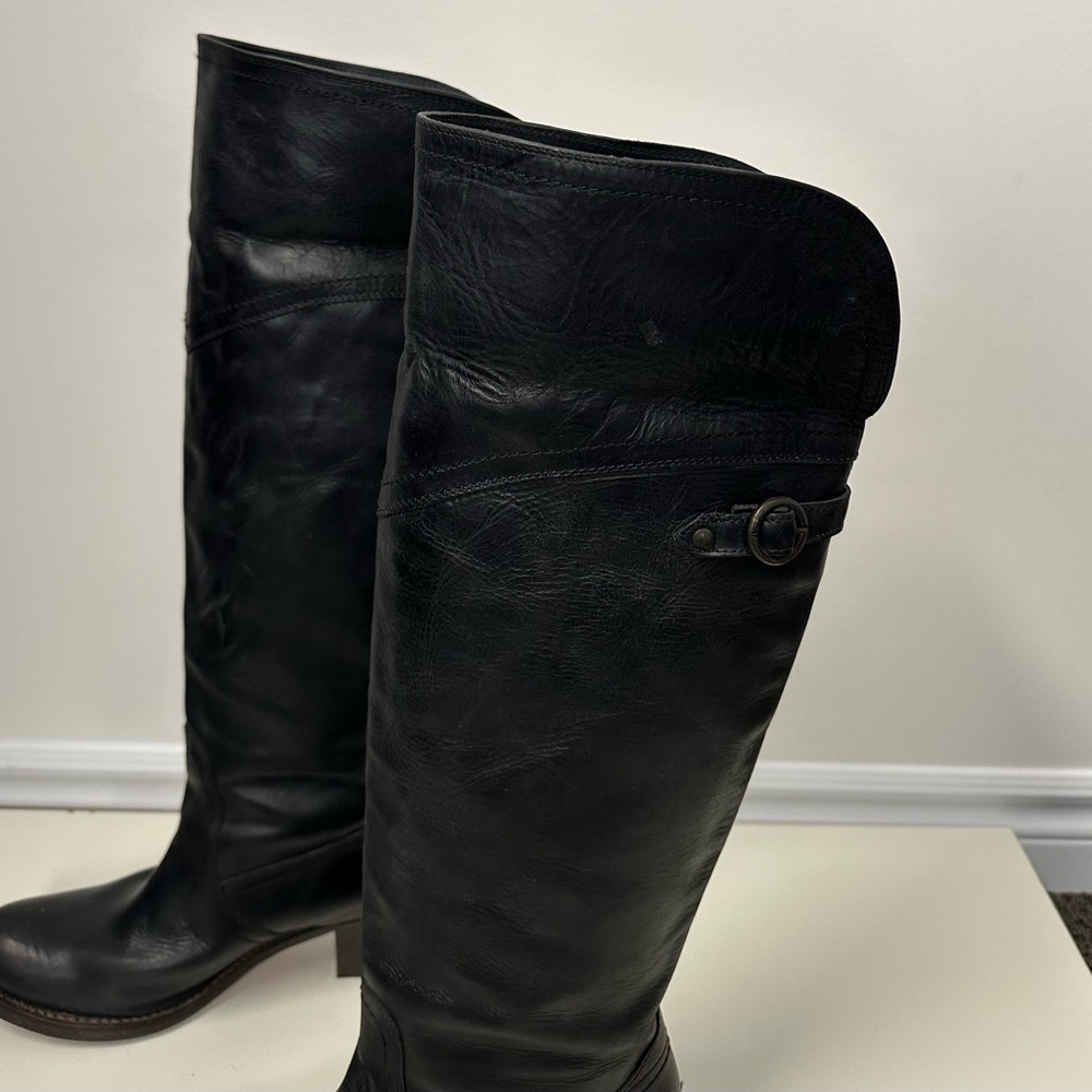 FRYE women's black leather pull on jane tall cuff boots 2.5" heel, 8.5 B. - Picture 11 of 16